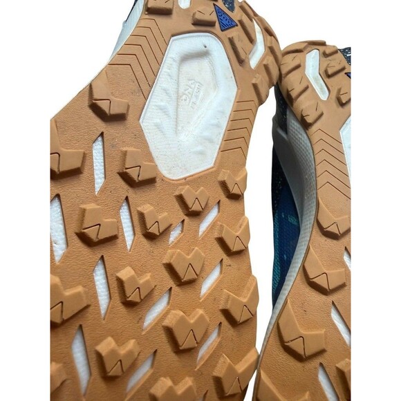 il Running Shoes - Men’s Size 8.5 main image 12